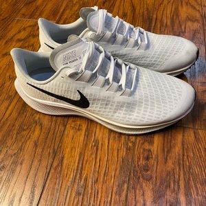 Men’s Nike Zoom Pegasus Running Shoes